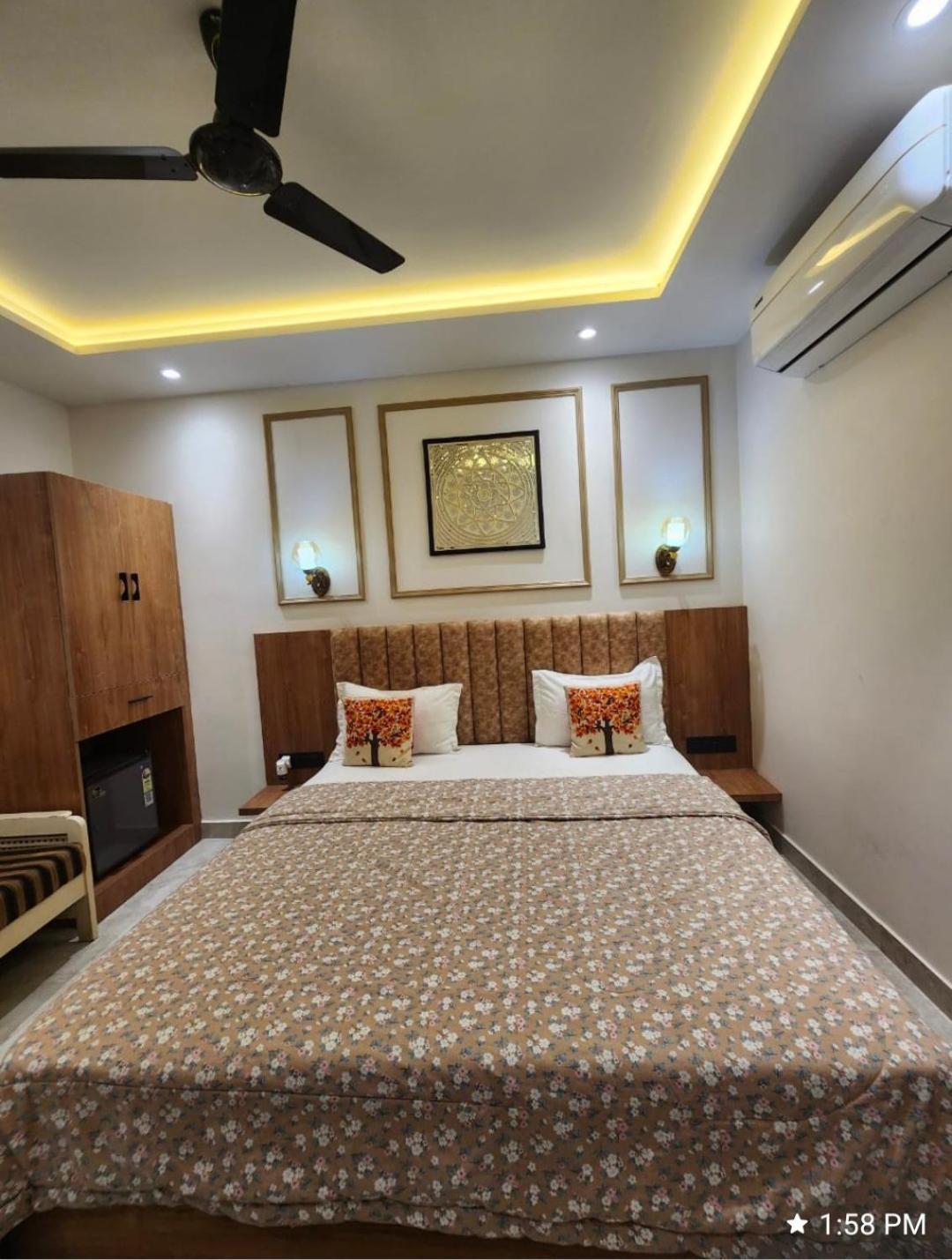 Khas Mahal Homestay 아그라 외부 사진