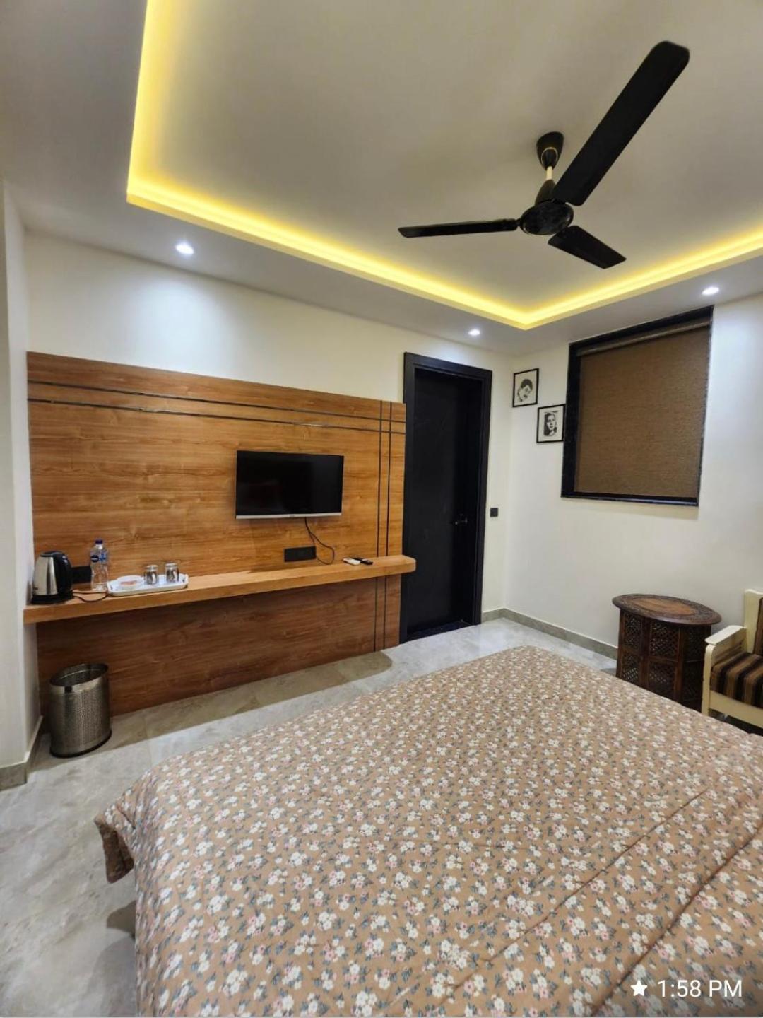 Khas Mahal Homestay 아그라 외부 사진